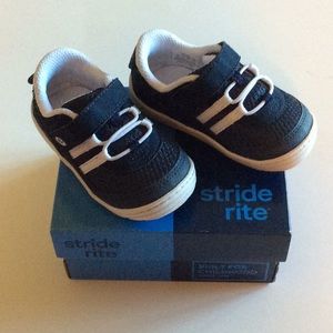 Stride Rite Ivan boys sneakers